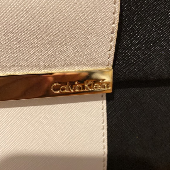 Black & White Clutch Bag - Picture 2 of 8